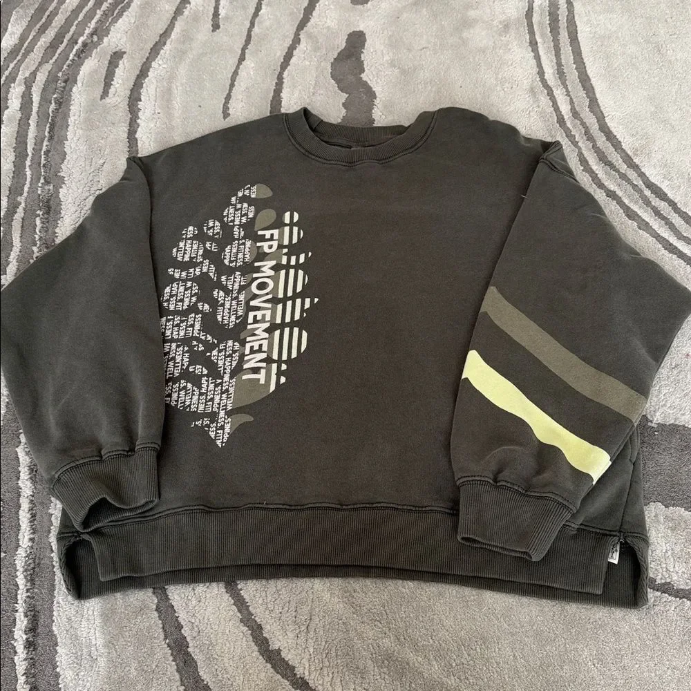 NWOT Free People Movement  All Star Buti Logo Pullover